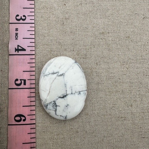 Howlite Worry Stone - Picture 2 of 2